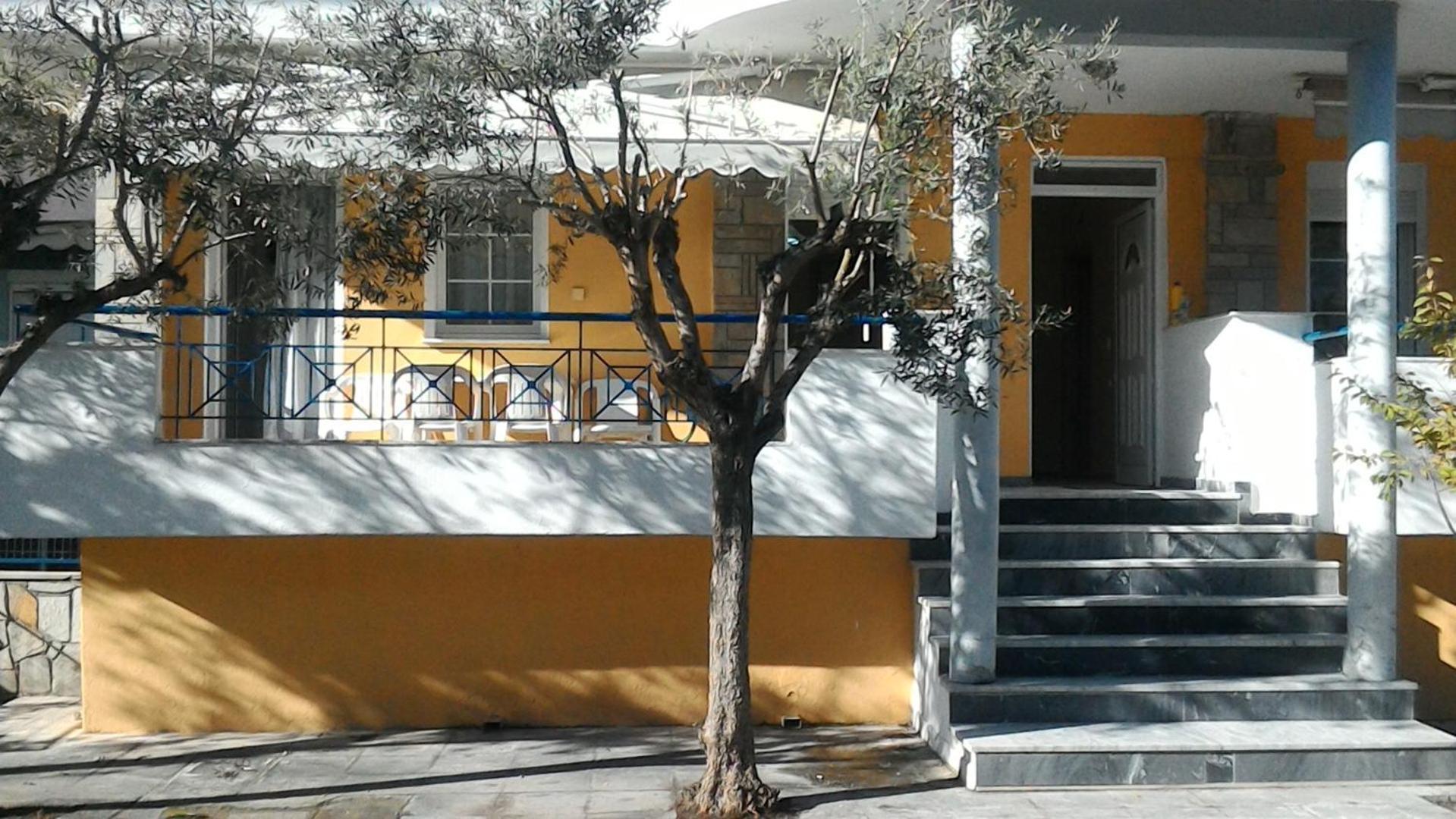 Leonidas Apartments Néa Péramos Kültér fotó