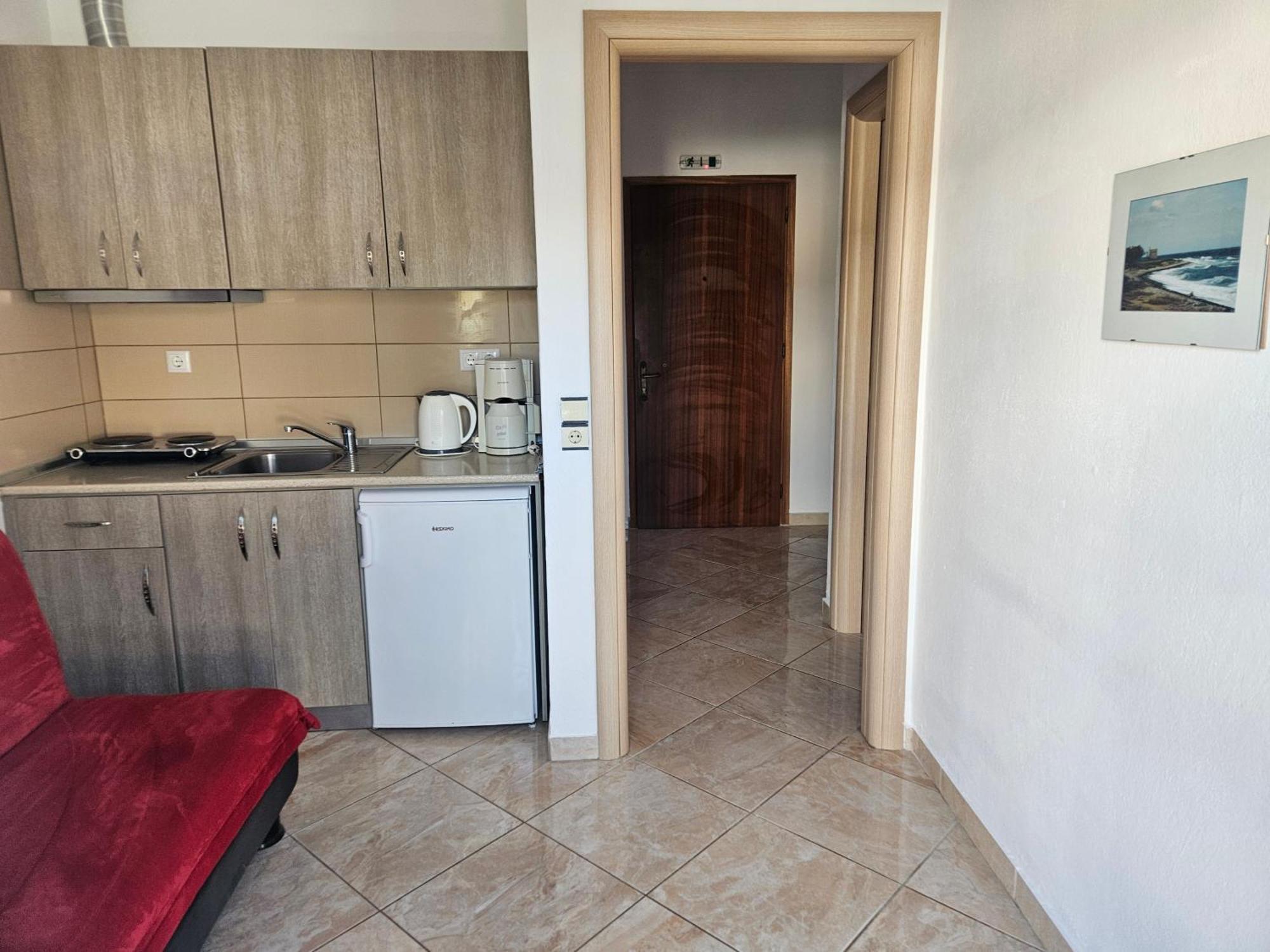 Leonidas Apartments Néa Péramos Szoba fotó